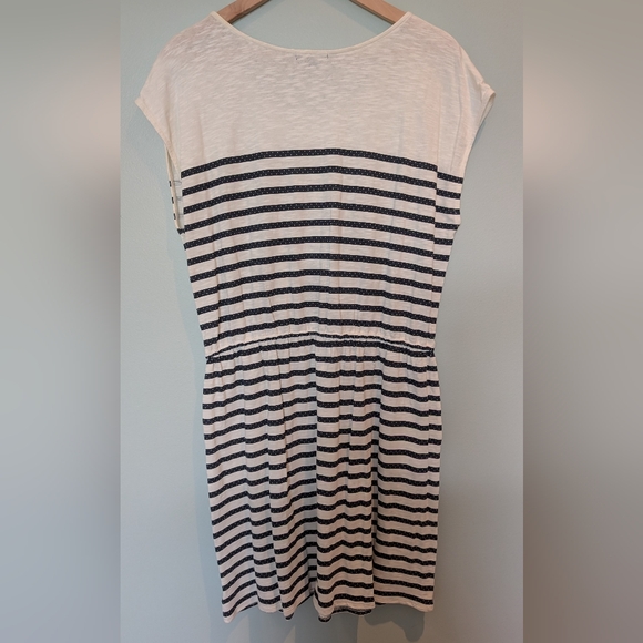 GAP Elastic Waist Dress - Picture 5 of 5
